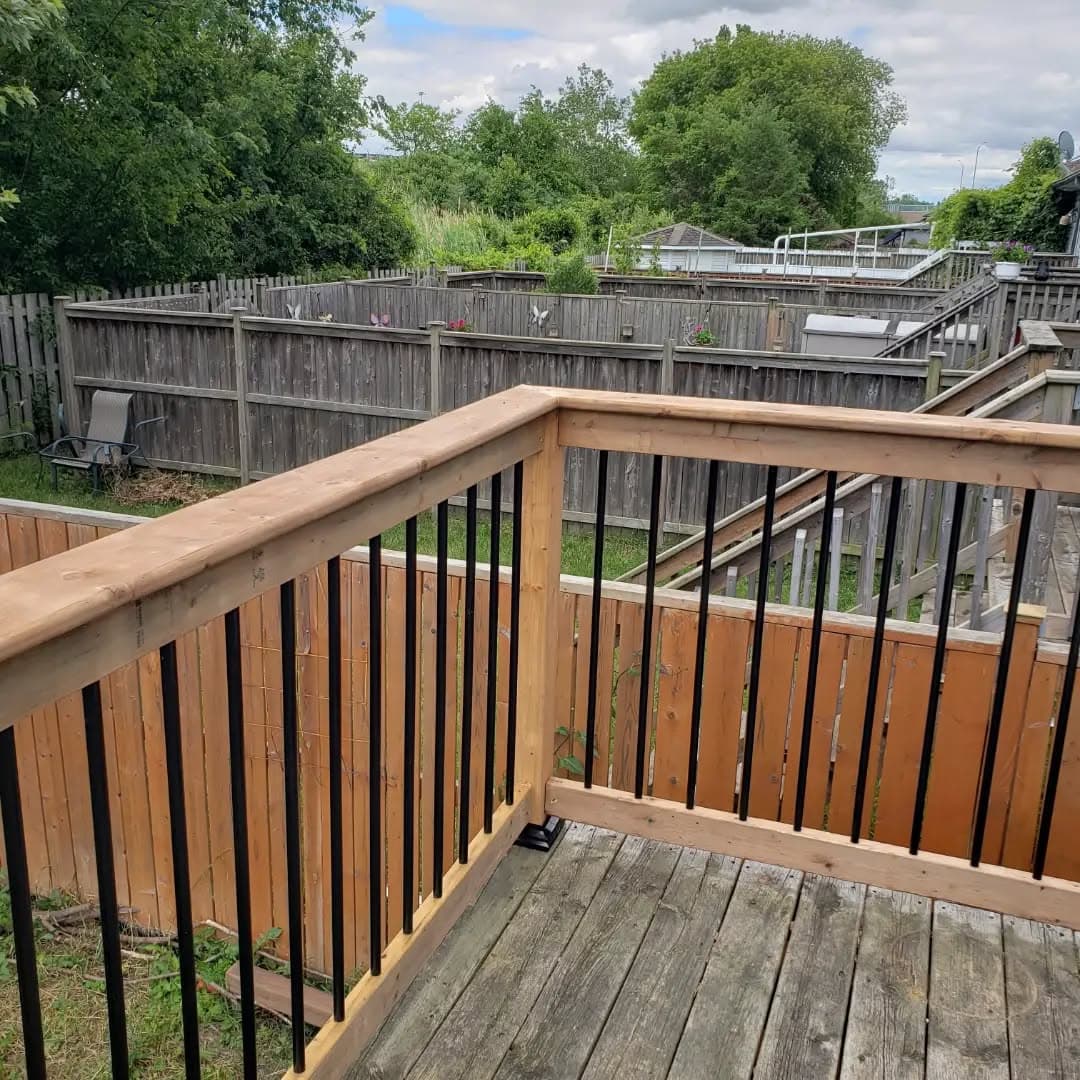 Upgraded railing with aluminum balusters on a second-storey deck